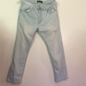 Smoke & Ash Distressed Jeans Mens Size 32X30 preLoved Excellent Comfy Condition